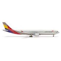 Asiana Airlines Airbus...